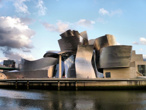 Bilbao ( F. Gehry )